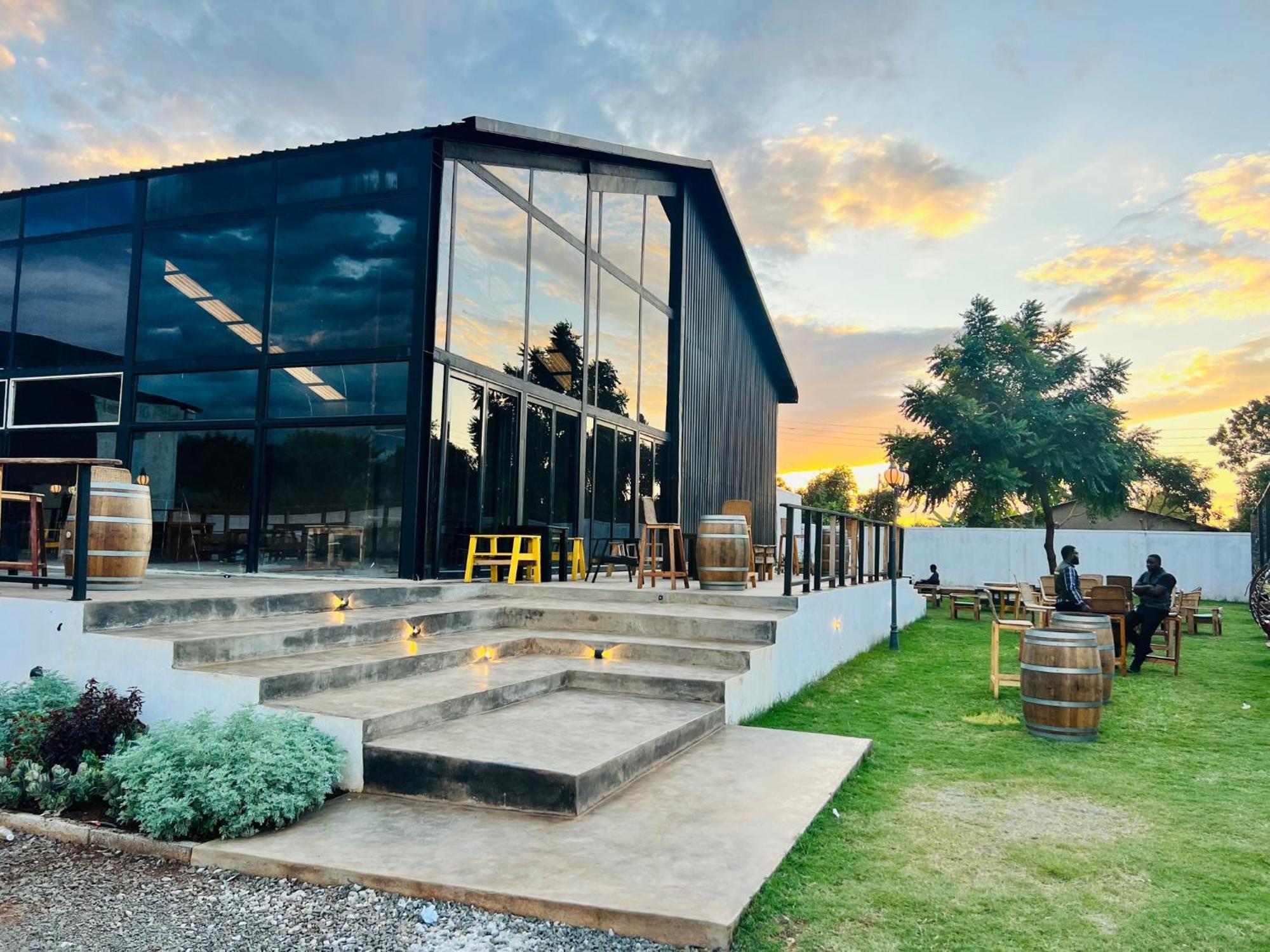 The Shed Venue & Boutique Hotel Lilongüe Exterior foto